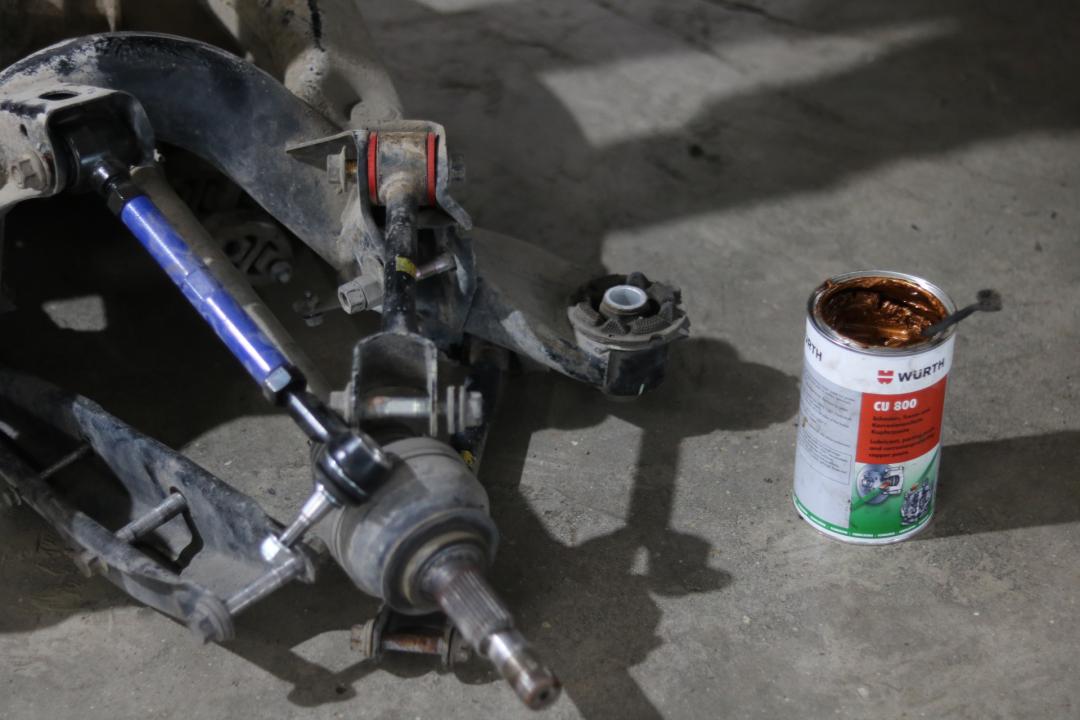 皇冠3.0经典老车翻新复活视频,13代皇冠全车翻新泉州地区