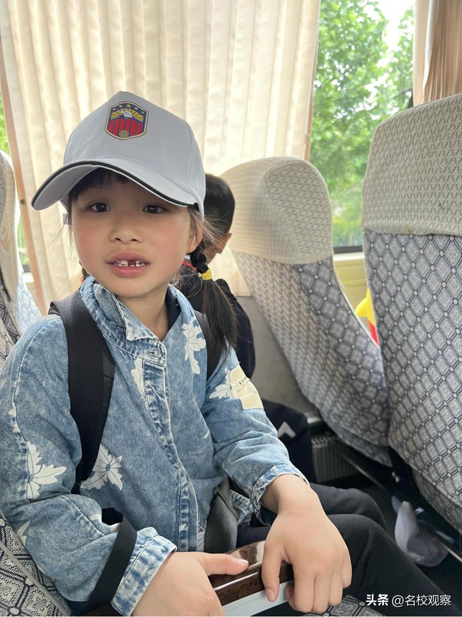 蔚蓝做苍穹，鱼儿变繁星！新川学子，走进浩海立方，探秘无限海洋