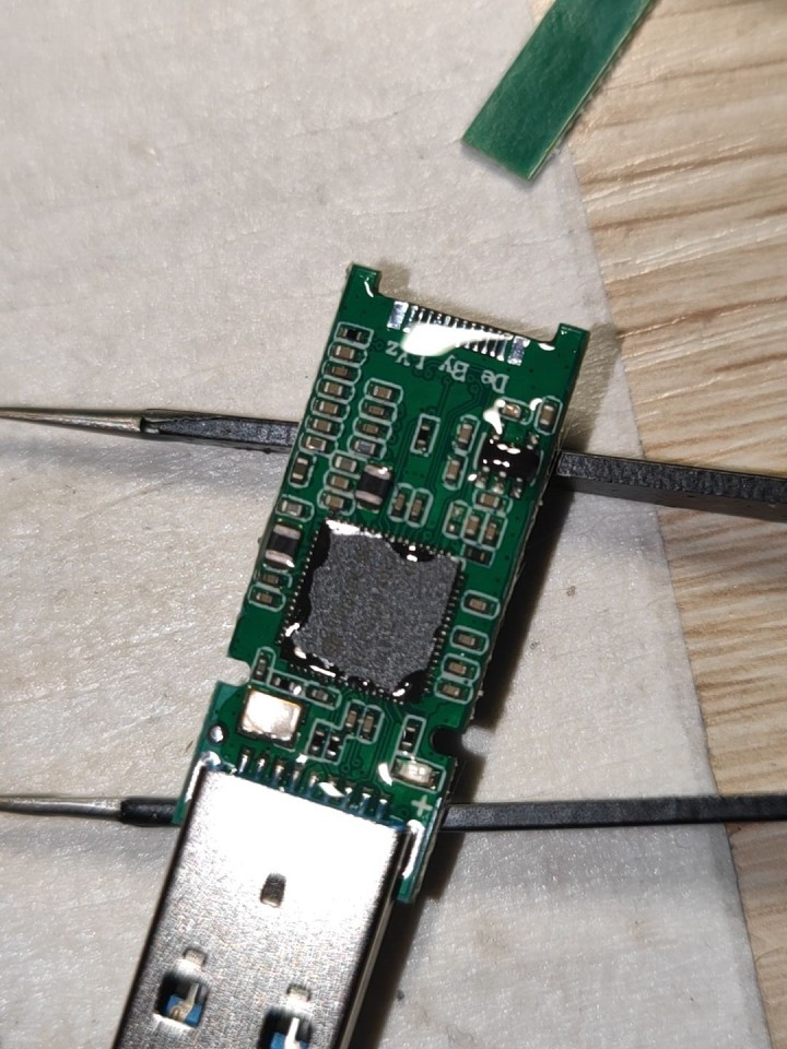 手机坏了存储卡怎么取出来,手机闪存做成u盘恢复数据