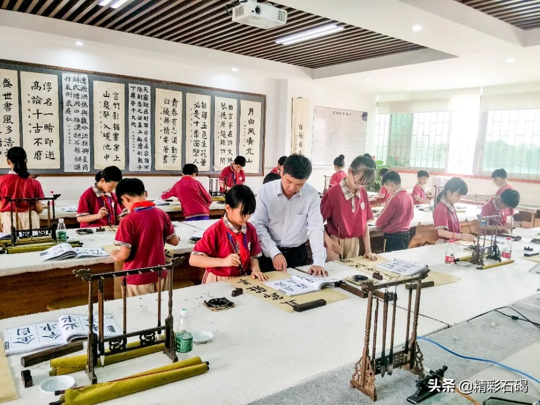 东莞石碣信息技术学校招生信息,石碣四海学校收费标准