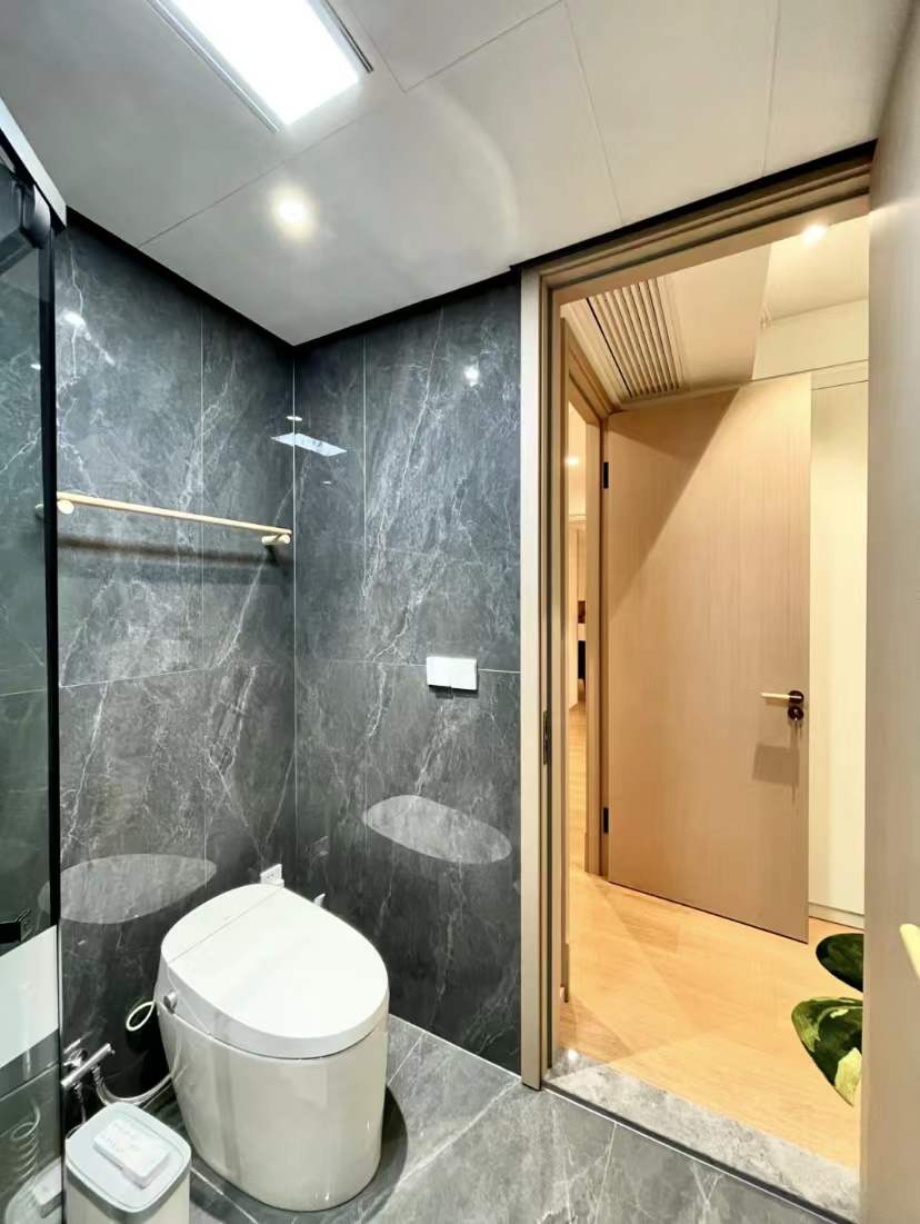 广州发现奇葩建筑,发现一位网友的家因装修风格走红