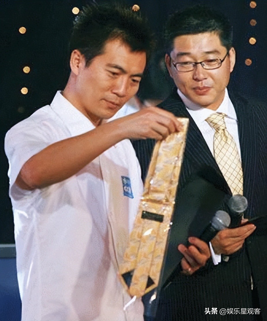 足球回忆录贺炜,足球诗人贺炜励志视频