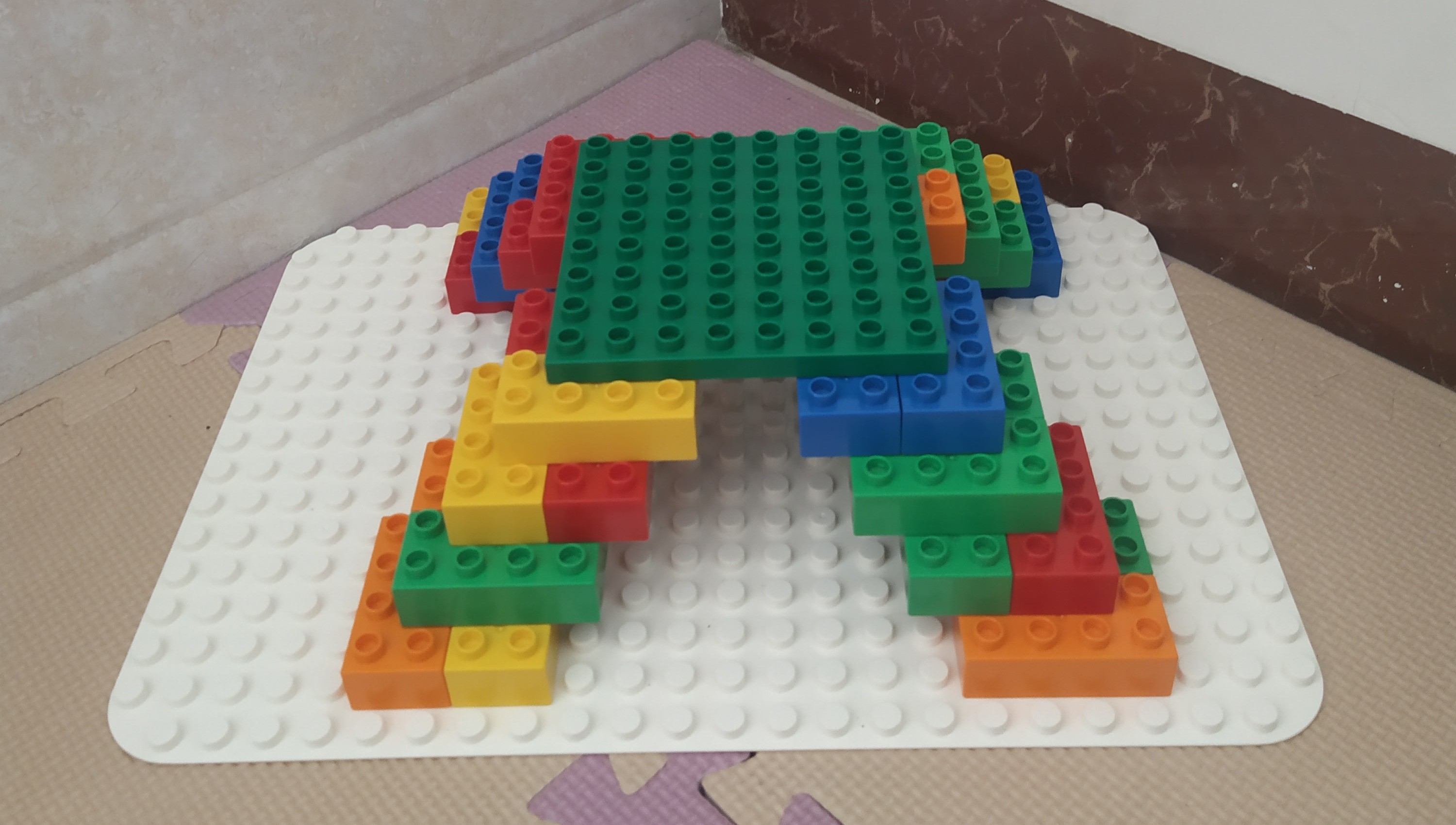 乐高埃菲尔铁塔最详细拼装视频,乐高大颗粒埃菲尔铁塔作品