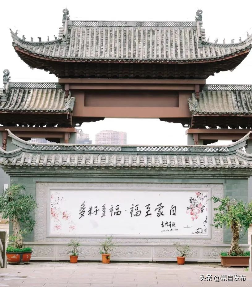 蒙自寒假“嗨逛卡”来了！我带上你，你带上卡……