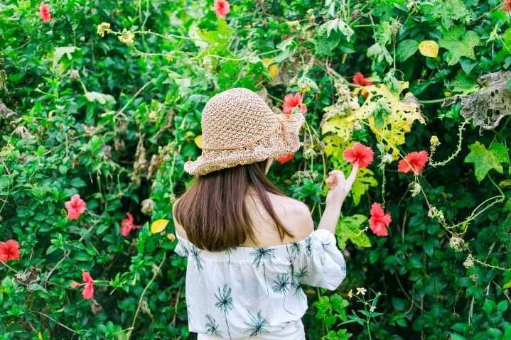 女人到了中年最大的悲哀不是没钱,女人到了40岁没有钱真难