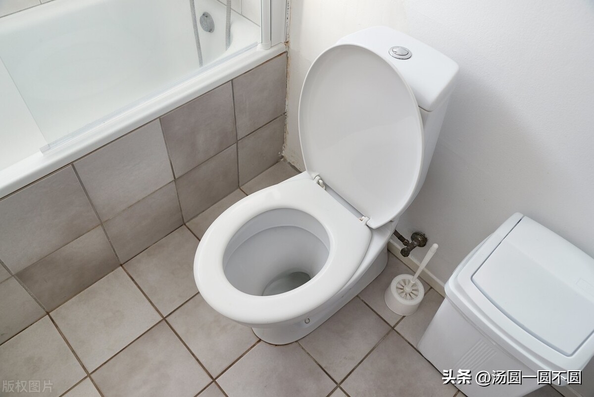 马桶水箱反味,一升马桶漏水反味怎么处理