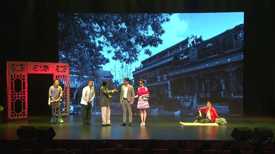 购物中心最新吸引年轻人业态,购物中心现代化