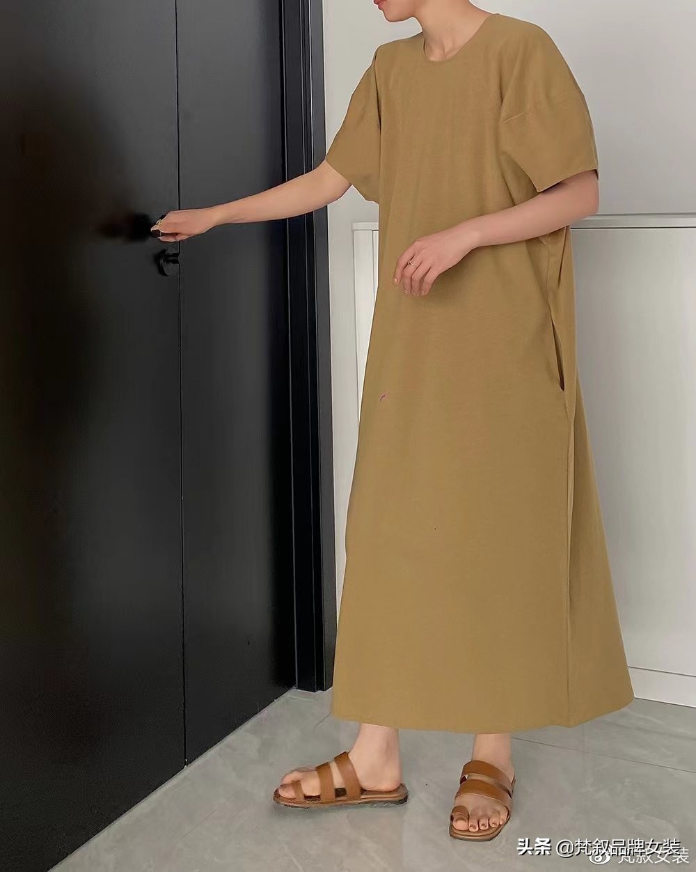 梵叙女装卫衣,阜新梵叙品牌女装集合店