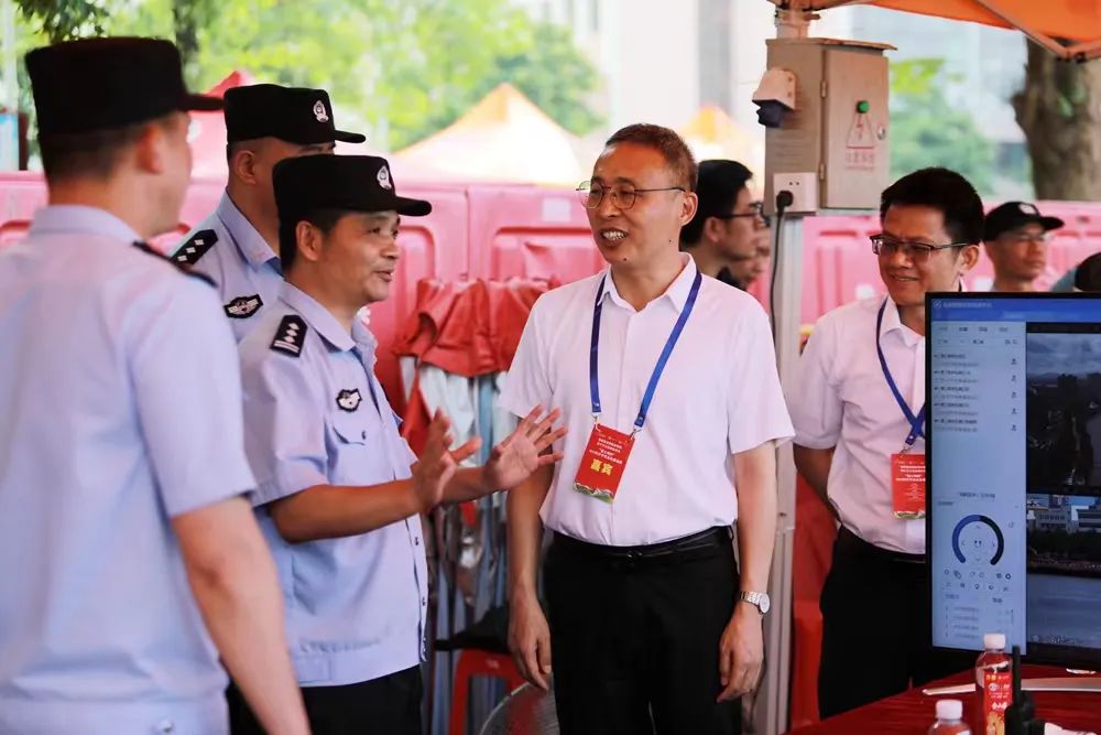 筑牢龙舟赛安保,赛龙舟之水警维护治安篇