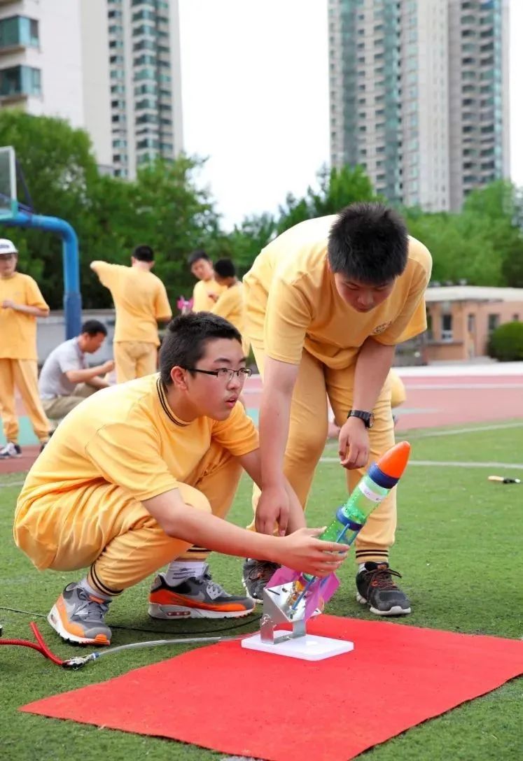 带你看看高端大气的学校,带你认识清华