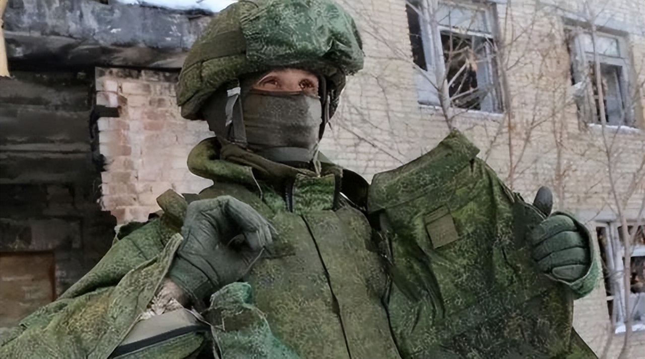 俄军配发防弹衣 (俄军士兵称赞中国的防弹衣)