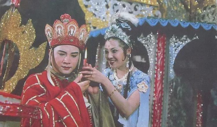 难以超越的13个经典角色,新旧对比15位毁经典的辣眼睛角色