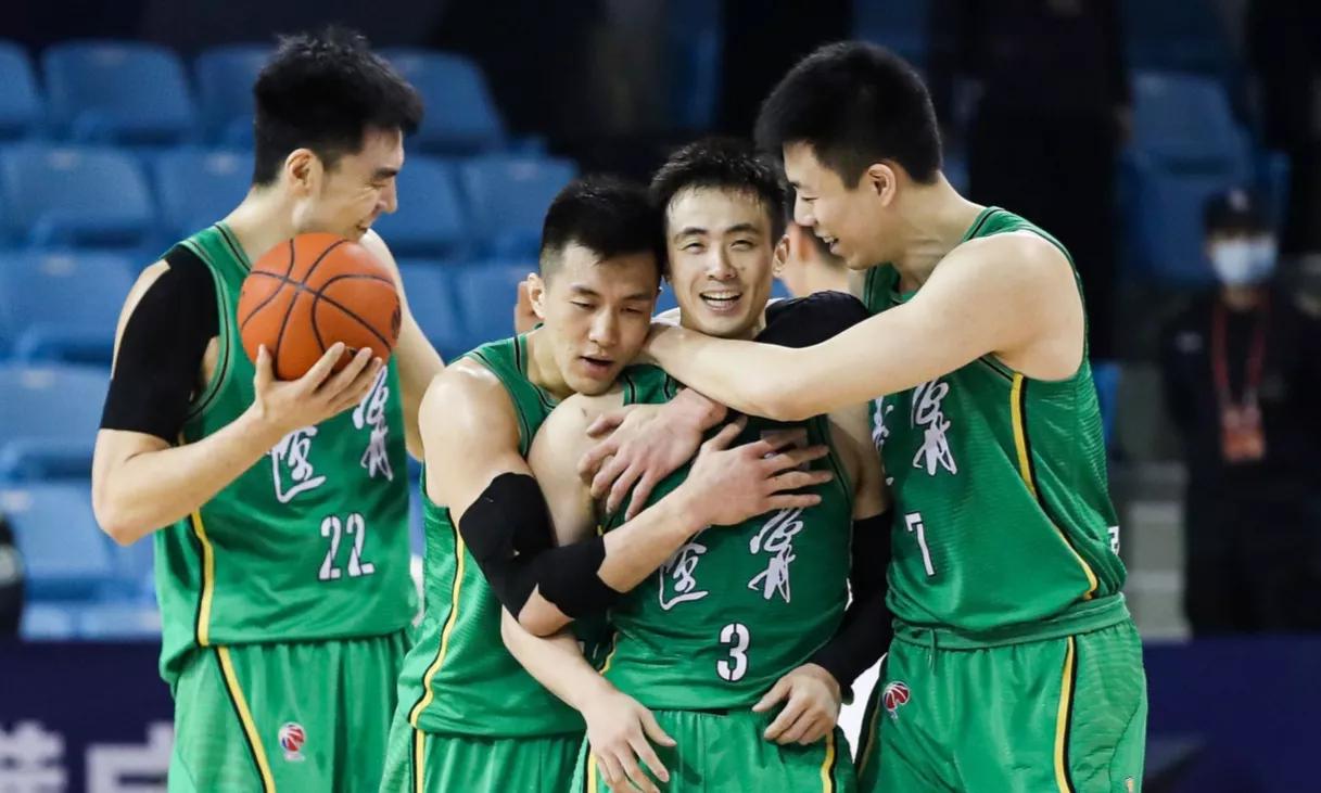 辽宁男篮韩德君最新信息,辽宁男篮注册球员赵继伟