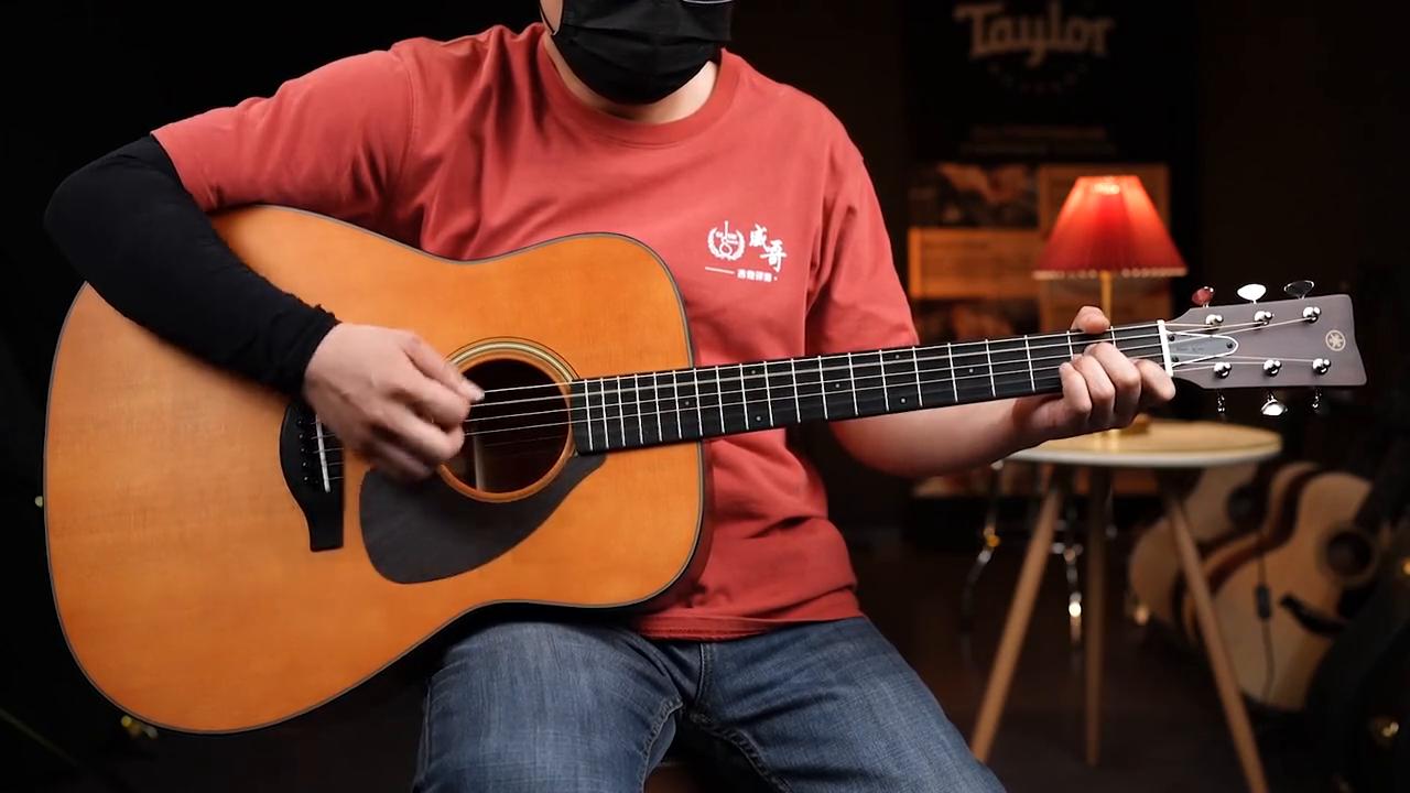 森格威吉他与雅马哈吉他,马丁吉他与雅马哈吉他对比