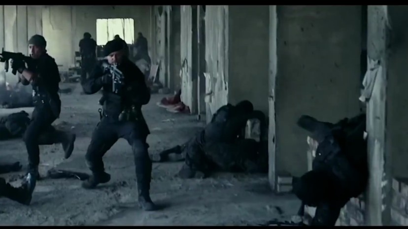 《敢死队》三部曲，大咖云集，带你看特种部队有多强悍