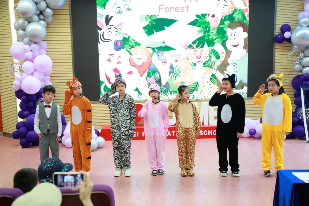 前方高能谁演的,前方高能校园歌手演唱瞬间