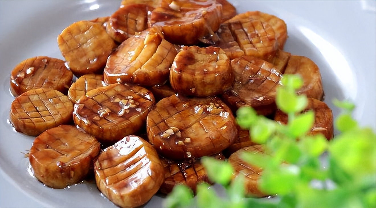 蘑菇搭配什么做汤辅食,蘑菇配什么菜好吃呢