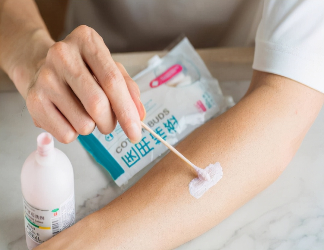 炉甘石洗剂便宜和贵区别,什么牌子的炉甘石洗剂好用