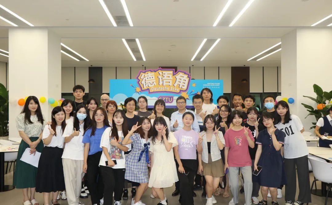 深技大外国语,外国语职业技术大学招生简章