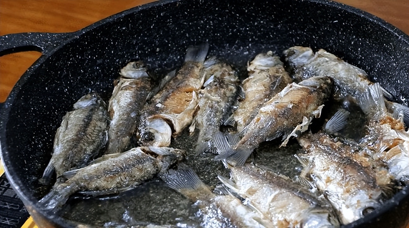 三月鲫什么时候吃,为啥不能吃三月鲫