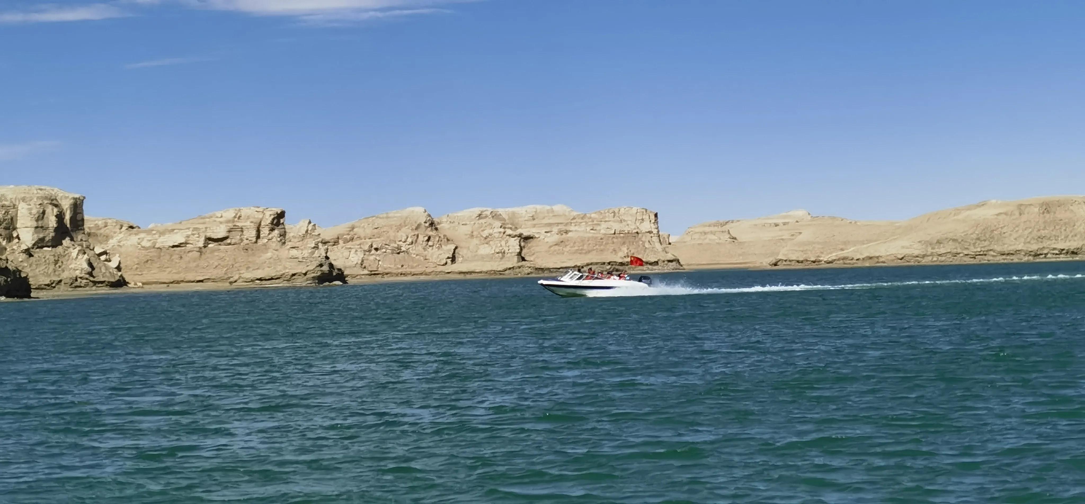 青甘大环线之旅~网红U型公路、大柴旦翡翠湖、恶魔之眼