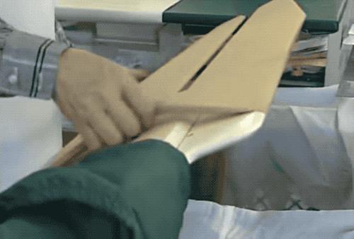 *袜丝**为什么没有缝?连裤*袜丝**又是怎么把两只*袜丝**拼接到一起的?