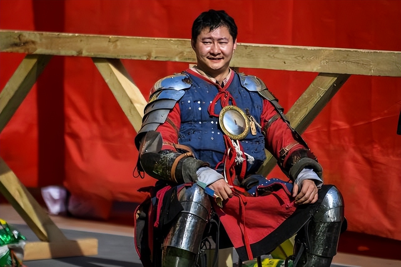 一米九格斗冠军猛男,一米九格斗男