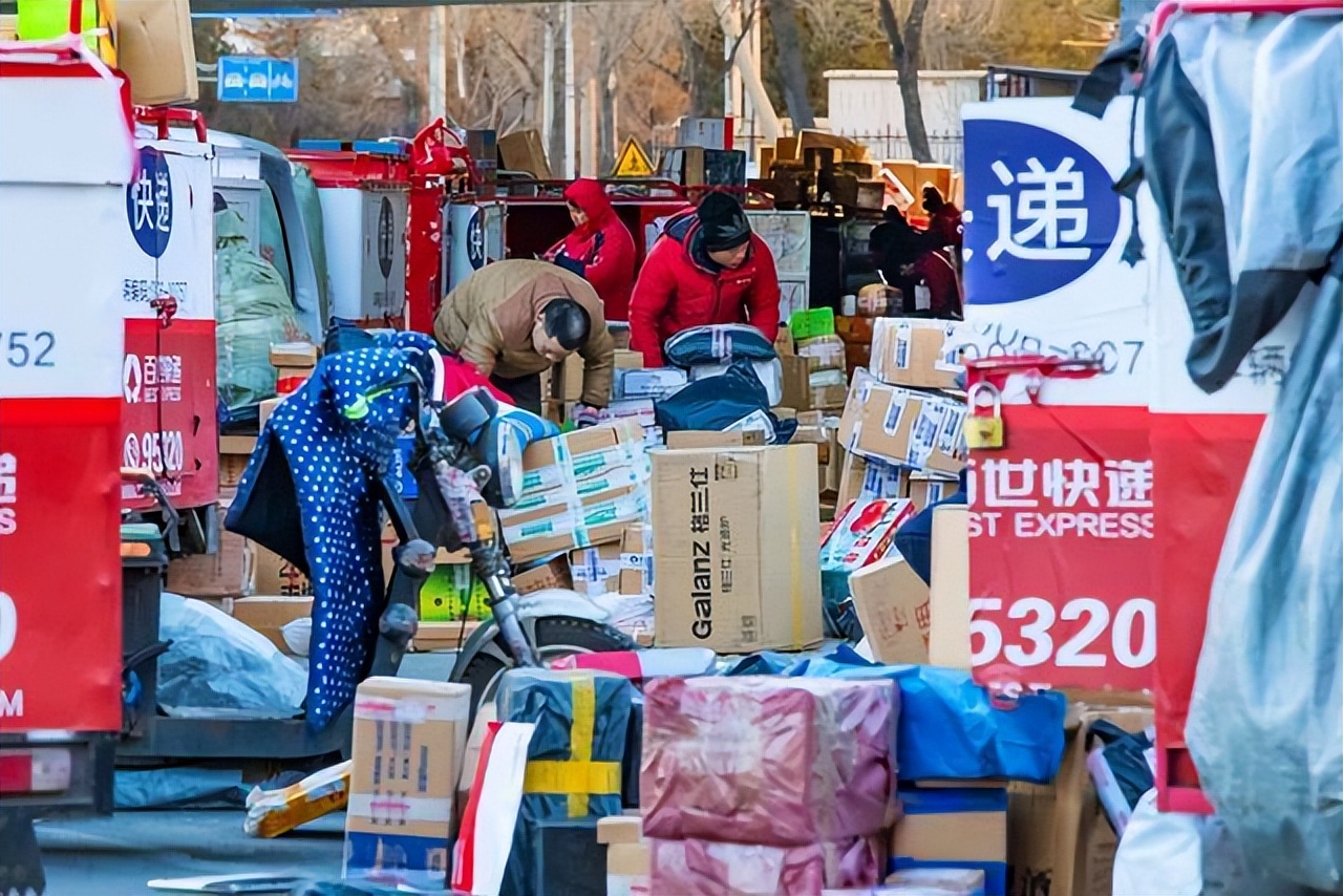 为什么拼多多东西比官网还便宜,拼多多为什么有些商品便宜好多呢