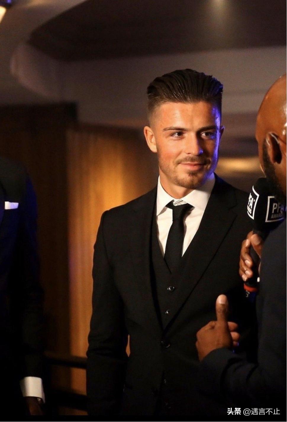 世界杯球星身价亿美元,世界杯收入前十球员排行