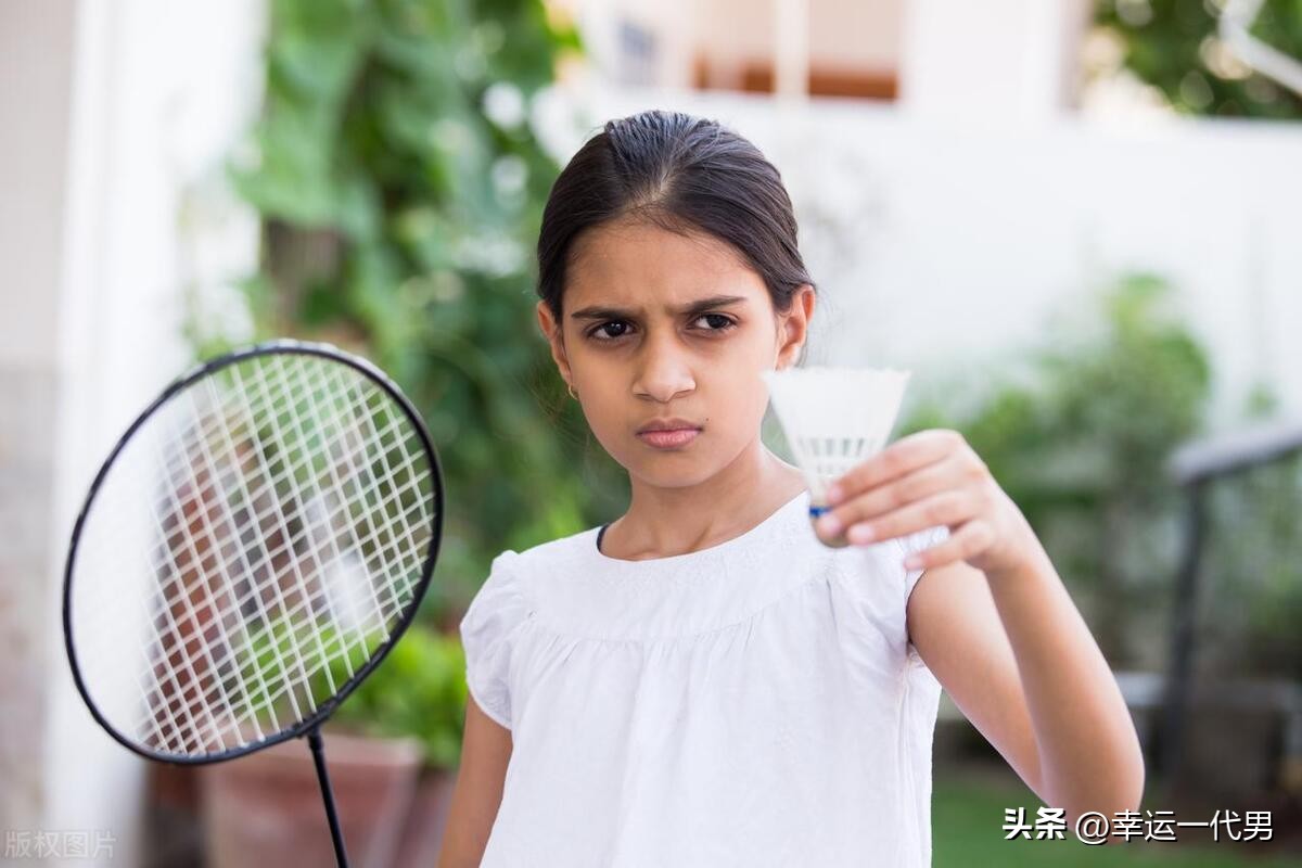 广州哪个地方有足球场,广州足球第一城是哪里