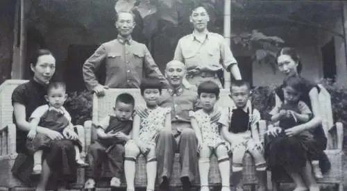 “四再”教育法：一名*官高**六个子女全部留学，且有四名博士的秘诀