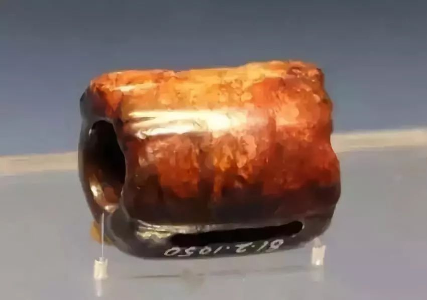 浅谈——鉴别古玉沁色