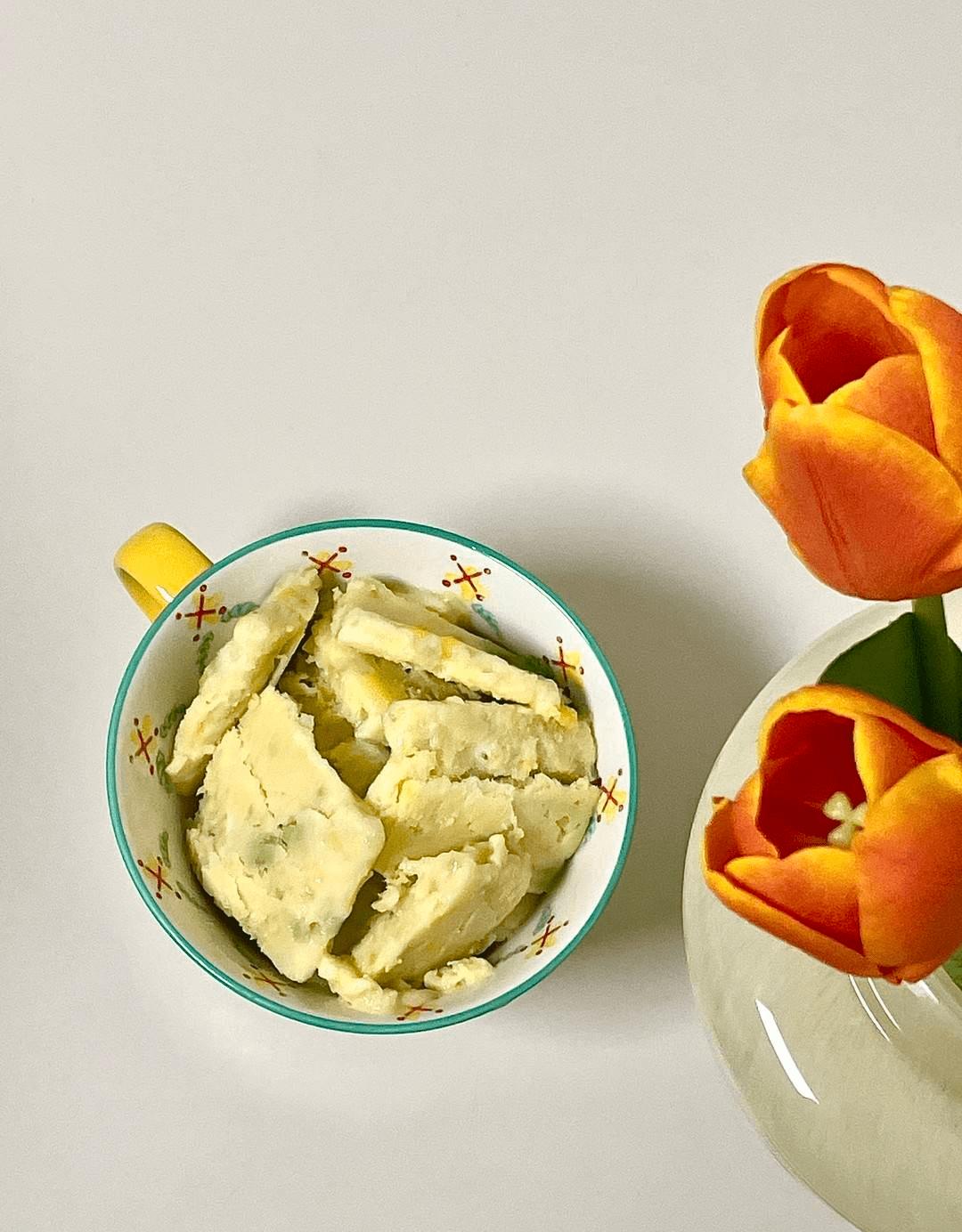 在家就可以体验炒冰的快乐,水果炒冰技术