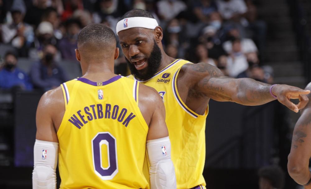 威少5年2亿,威少4年1亿