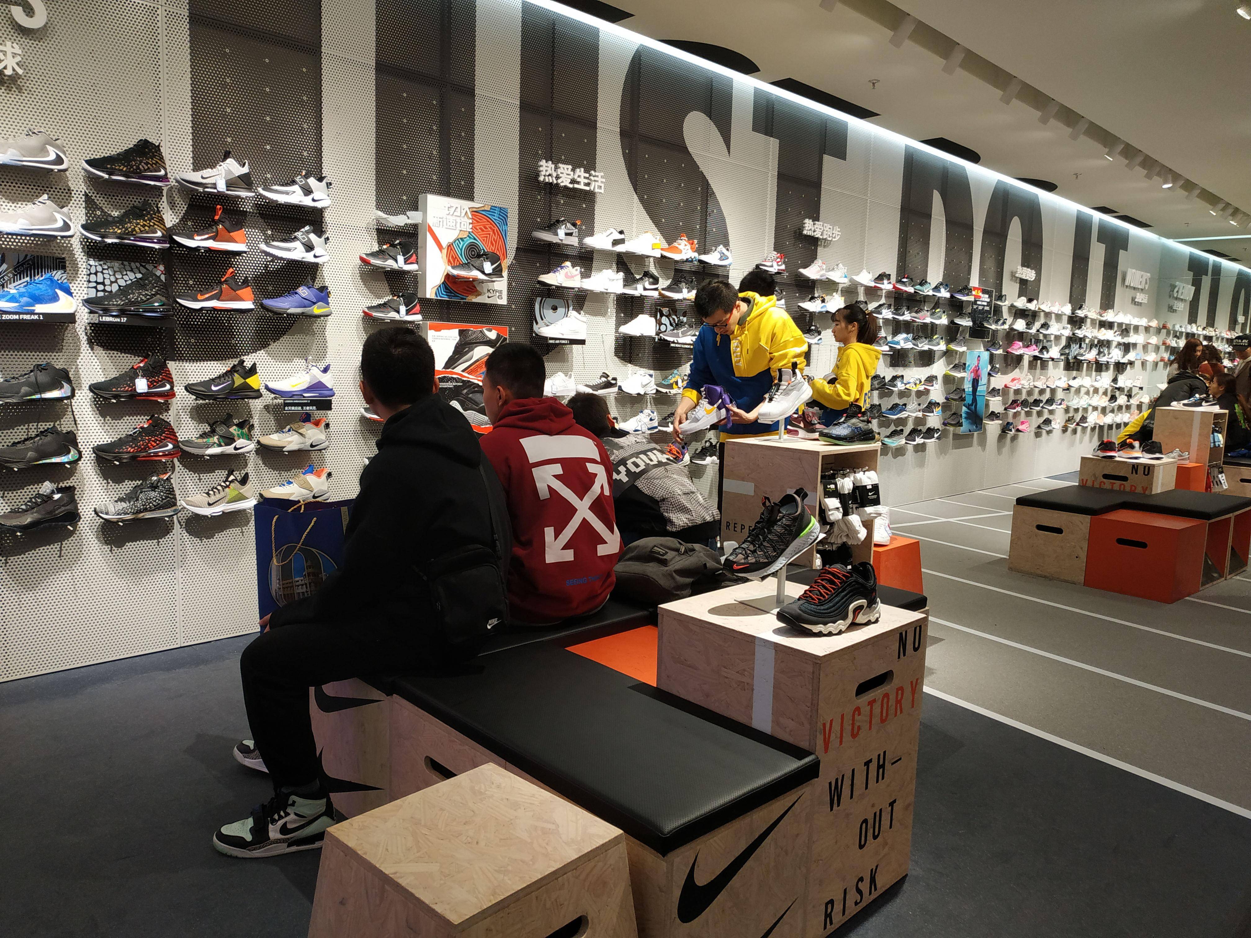 英国法国德国意大利日本,全球十大运动鞋品牌排行