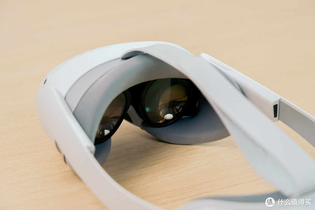 拥抱新世界的再进化：PICO4VR一体机上手