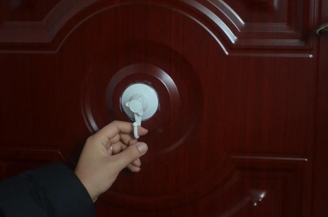 吸盘式挂钩吸不住怎么办,重复使用吸盘挂钩吸不住的妙招