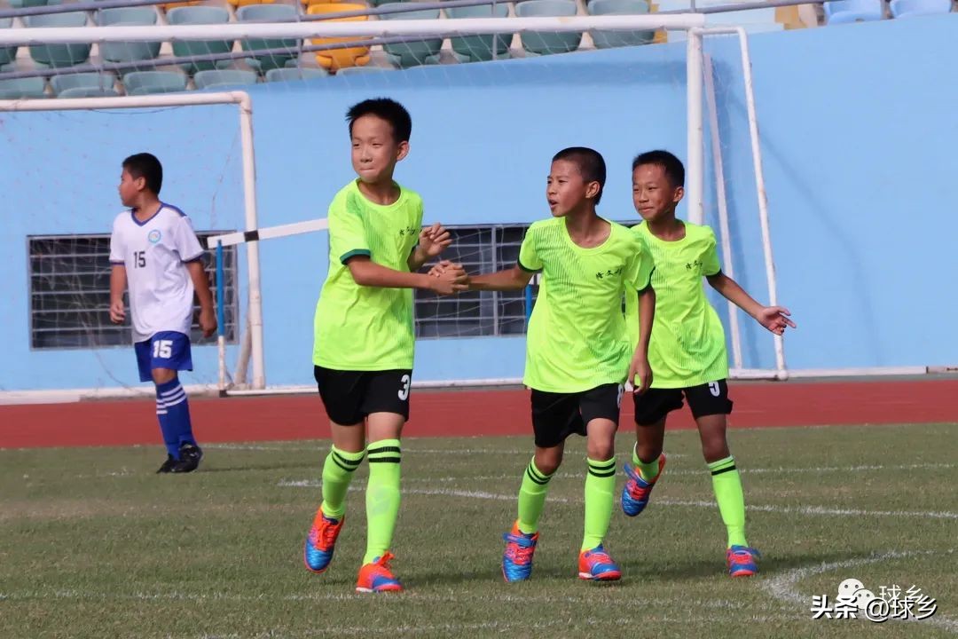 梅县区校园足球联赛集锦,梅州市青少年足球联赛决赛小学组