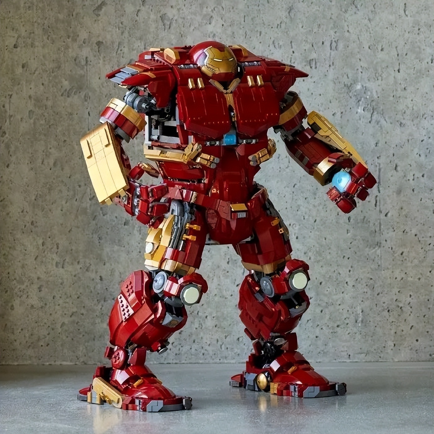 大型的乐高反浩克拼装视频,最便宜最好的反浩克装甲乐高