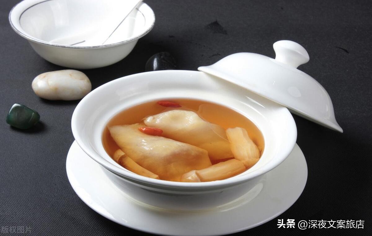 花胶鸡打边炉的正宗做法,花胶响螺片煲汤做法大全