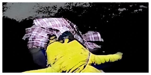 上海江边惊现无名女尸案,江边现无名女尸