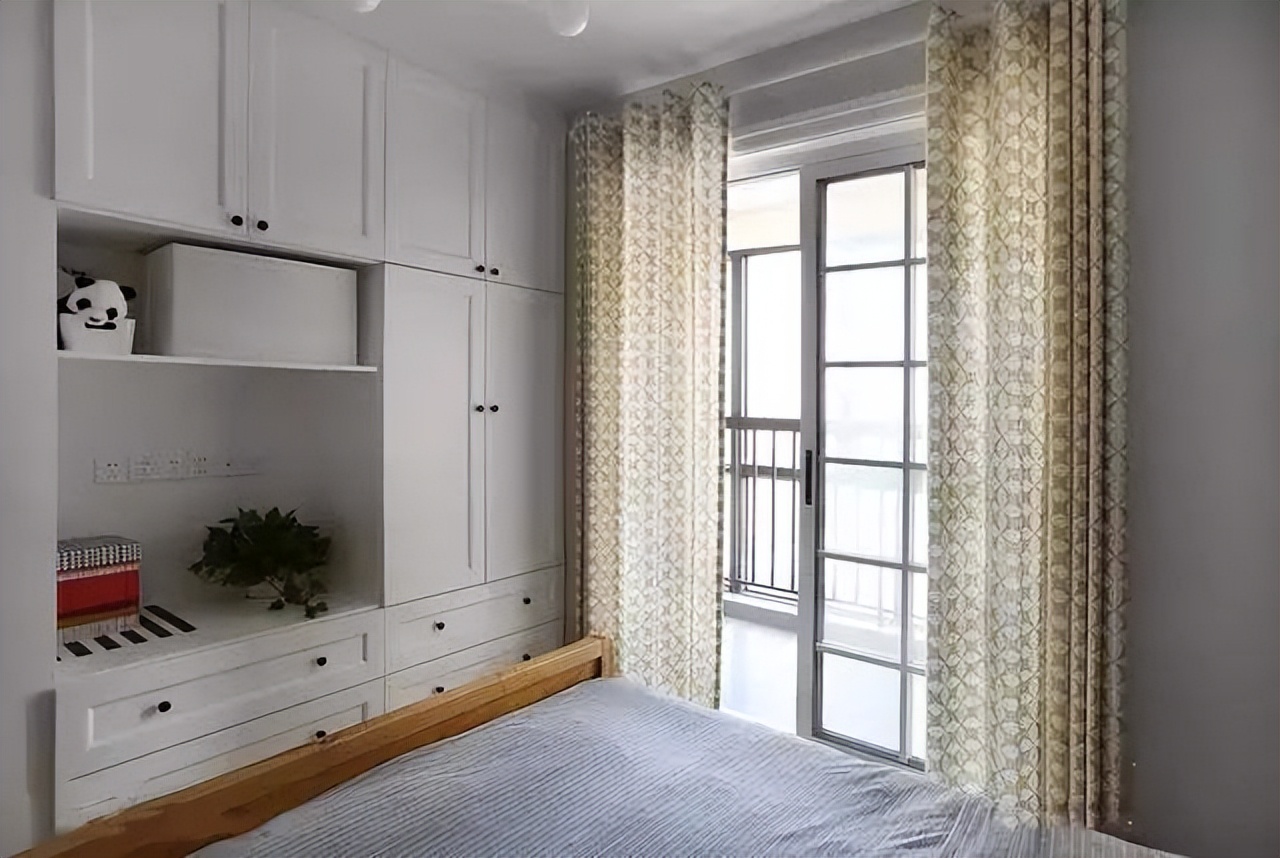 卧室衣柜现在衣柜都流行这样做,现在卧室衣柜流行怎么装