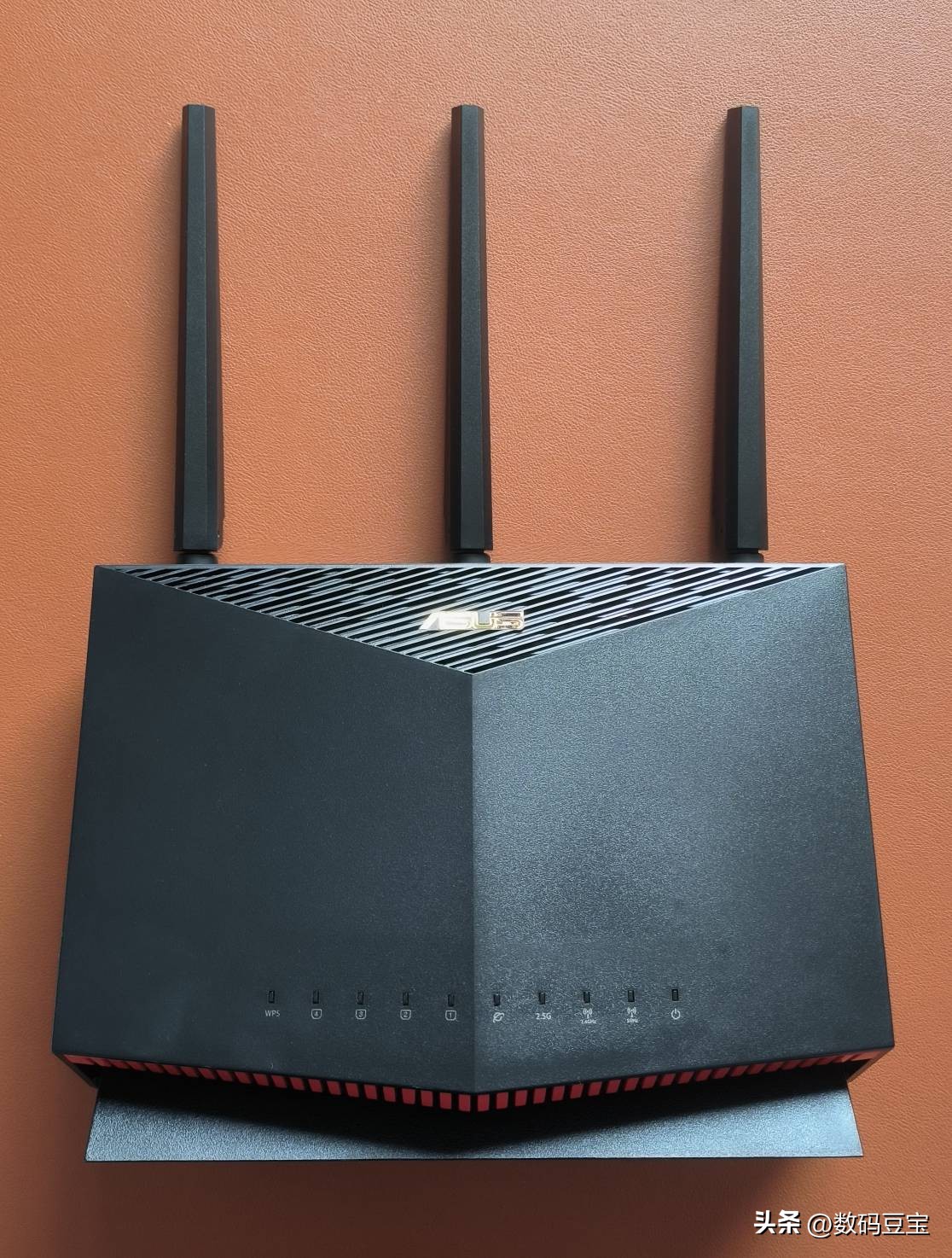 华硕ax86u与ax88u比较,华硕ax82u和86u差距多大