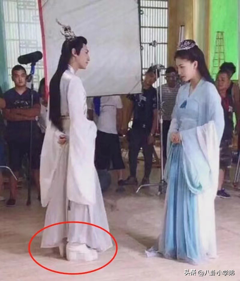 鍋囧亣鐗欏拰鍋囧彂,鍋囧彂鍜屽亣鍋囩墮