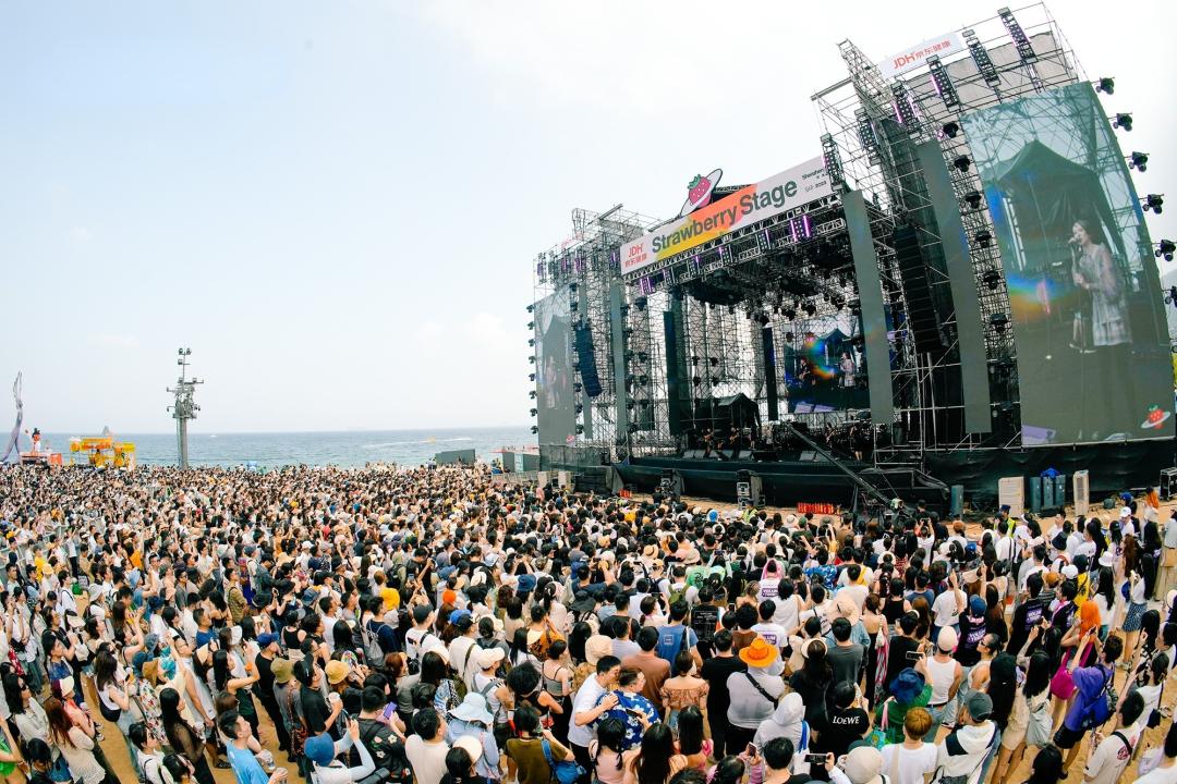 扎堆举办演唱会,各地演唱会井喷爆发