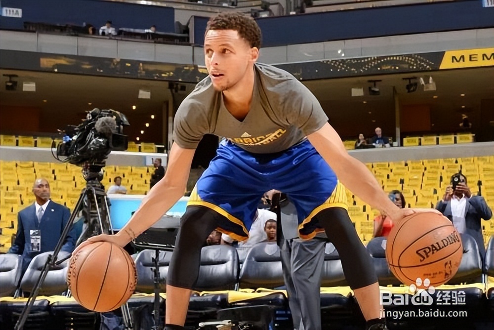 打篮球七种必备运球方式,打篮球正确的运球方式