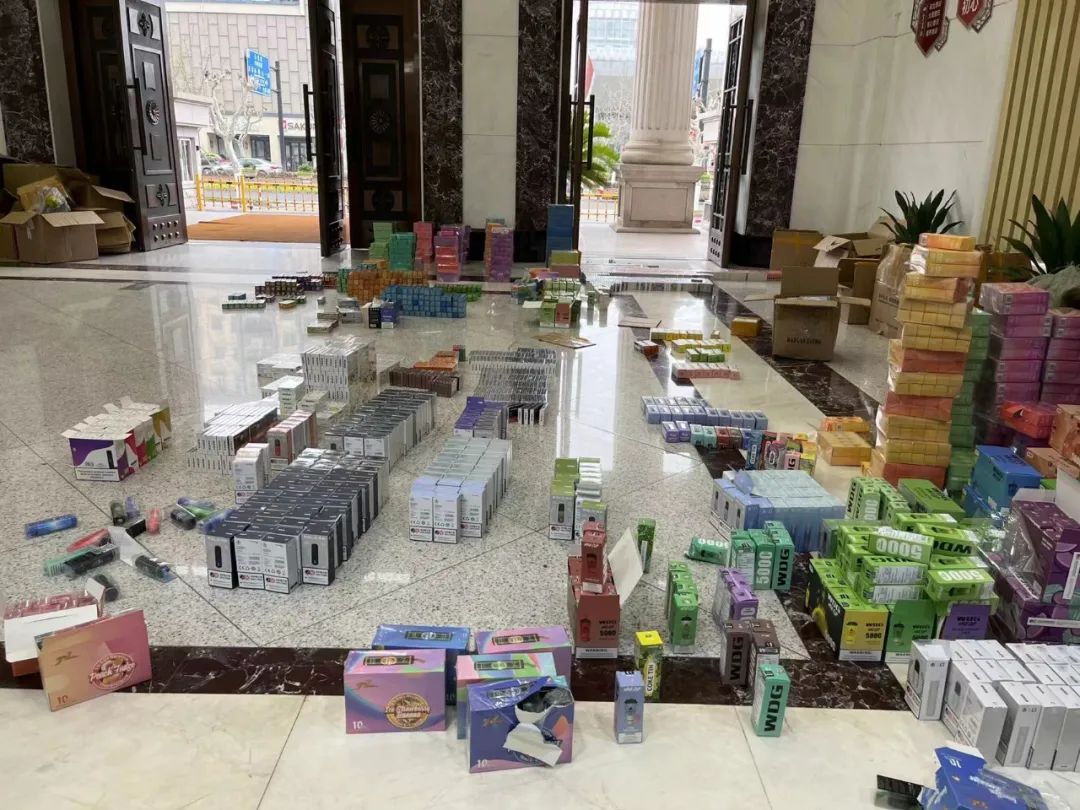 浙江绍兴奶茶店案件,浙江绍兴一小吃店起火致3人死亡