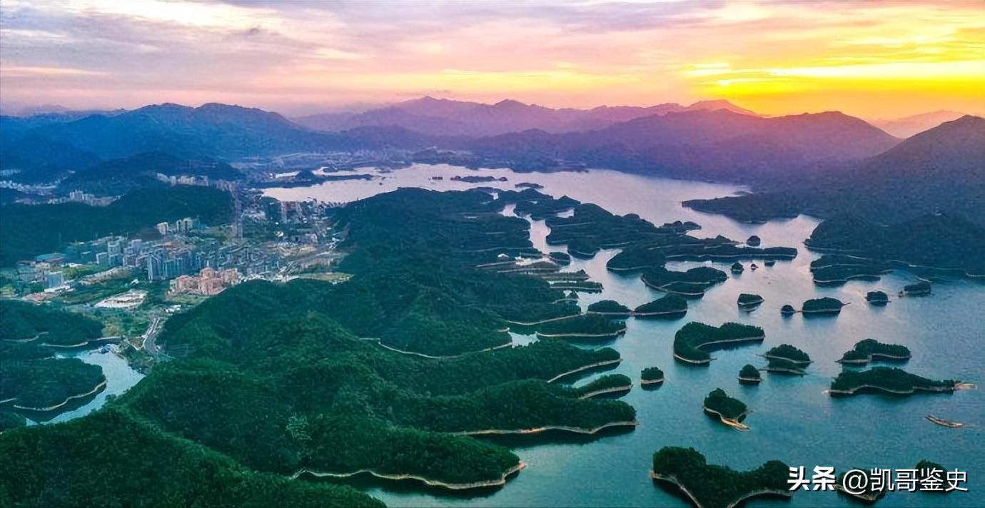 “中国首富”把矿泉水和疫苗变成“印钞机”，这操作马云都看不懂