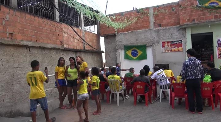 你为什么喜欢足球该怎么回答,你为什么喜欢足球这项运动