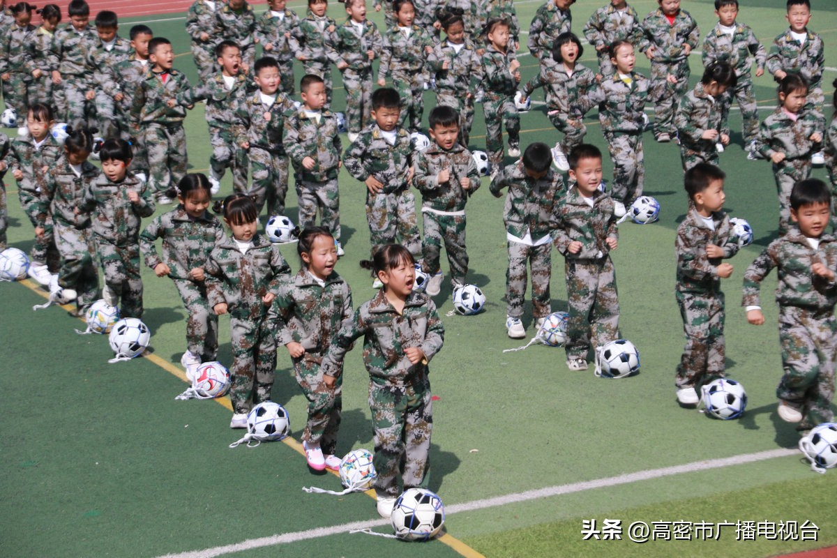 萌娃舞动秀,山东萌娃跳广场舞视频